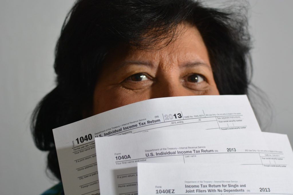 taxes-806396_1920